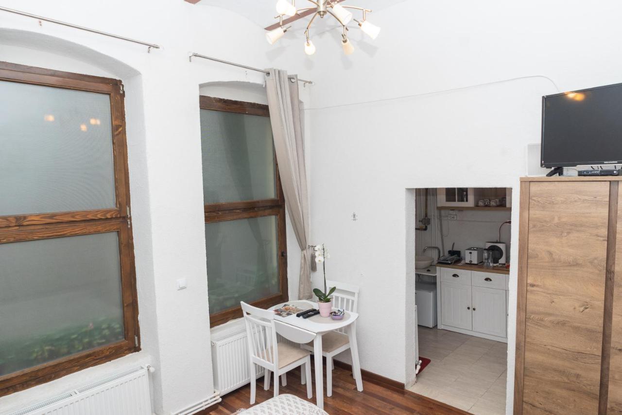 Raphaela Residence Bistriţa エクステリア 写真