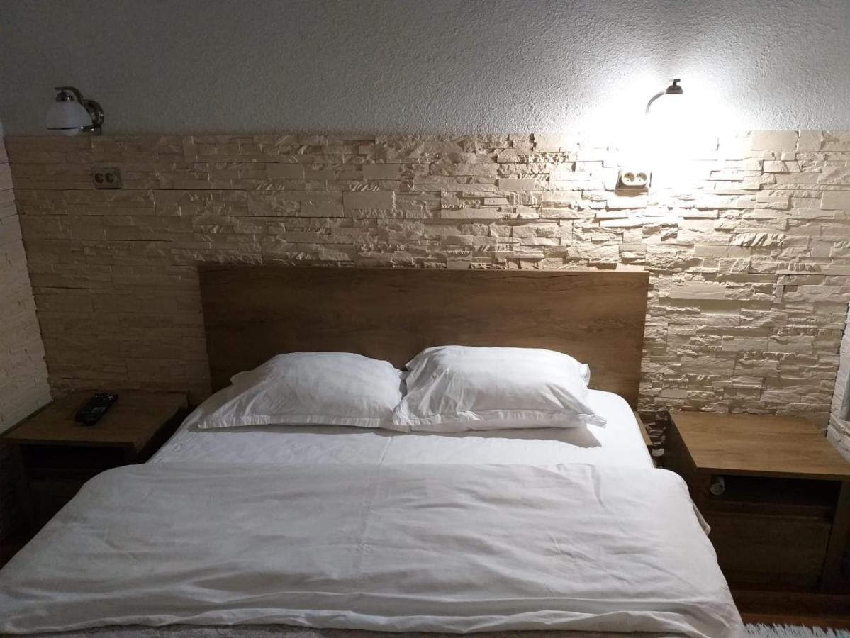 Raphaela Residence Bistriţa エクステリア 写真